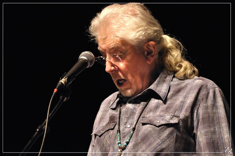 6449 John Mayall 06-10-2010 (Medium).jpg